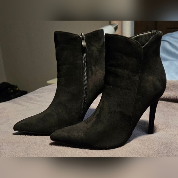 JOY IN LOVE 4 inch Stiletto Ankle Booties #660 - Picture 2 of 14